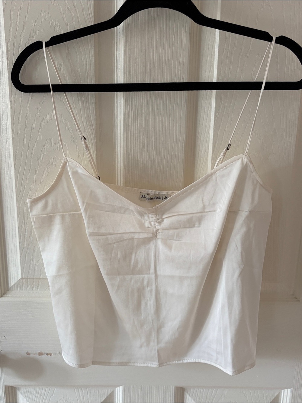 NWT Abercrombie & Fitch Women White Satin Ruched V-Neck Camisole Top Medium